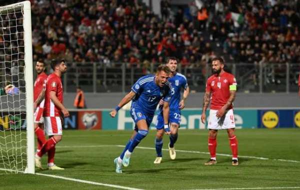 Italija z dvema goloma v prvem polčasu premagala Malto z 2:0