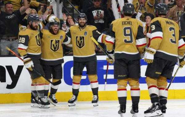 Golden Knights vinner andre kamp på rad, Stanley Cup-tittel i sikte