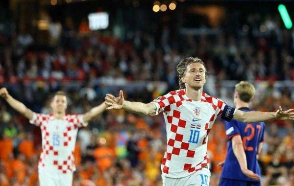 Modrić postiže gol dok Hrvatska razbija Nizozemsku 4-2