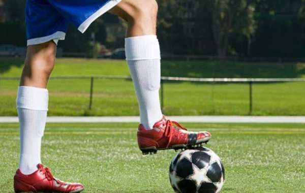 Cinco equipaciones indispensables para jugar al fútbol