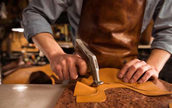 Discover Leather Making Workshops | Craft Your Own Leather Goods