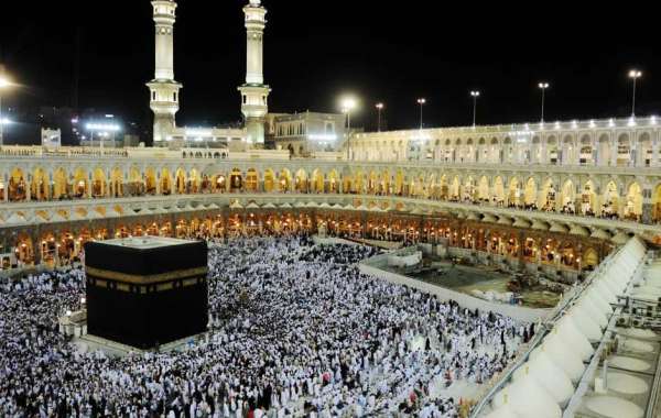 Navigating the Spiritual Voyage: A Comprehensive Guide to Umrah Packages